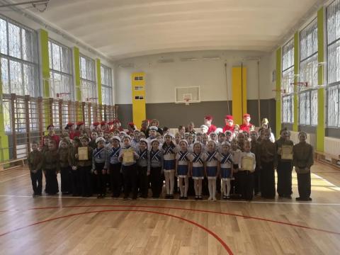 Смотр-конкурс стоя и песни